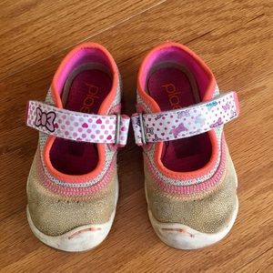 PLAE kid shoes size 8